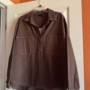 Miou Muse dark brown shacket. NWT. Sz M/L
